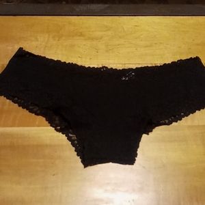 🚨3/$28🚨 NIP-PINK Lace Trim Cheekster